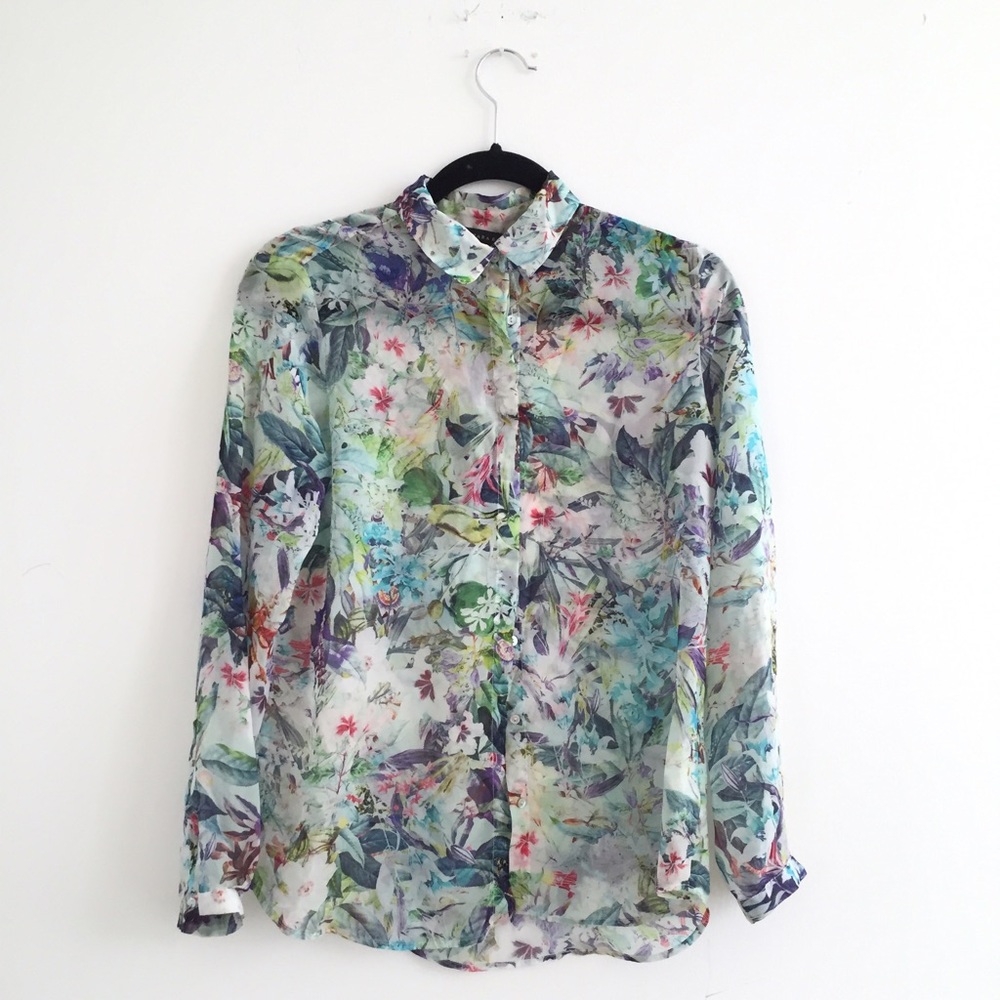 Floral Blouse 🌸